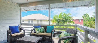 The Lazy Loft Hilo - peaceful and centrally-located 2 bedroom, 2 bathroom rental