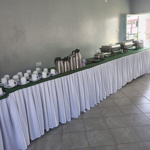 Free daily continental breakfast