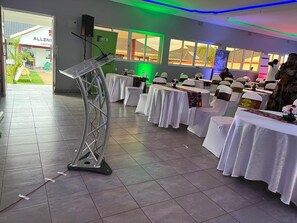 Banquet hall