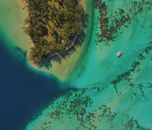 CATAMARAN SAILING CRUISE - TUAMOTU