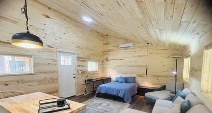 Yun-Shui Garden
Where Clouds Drift, Water Flows