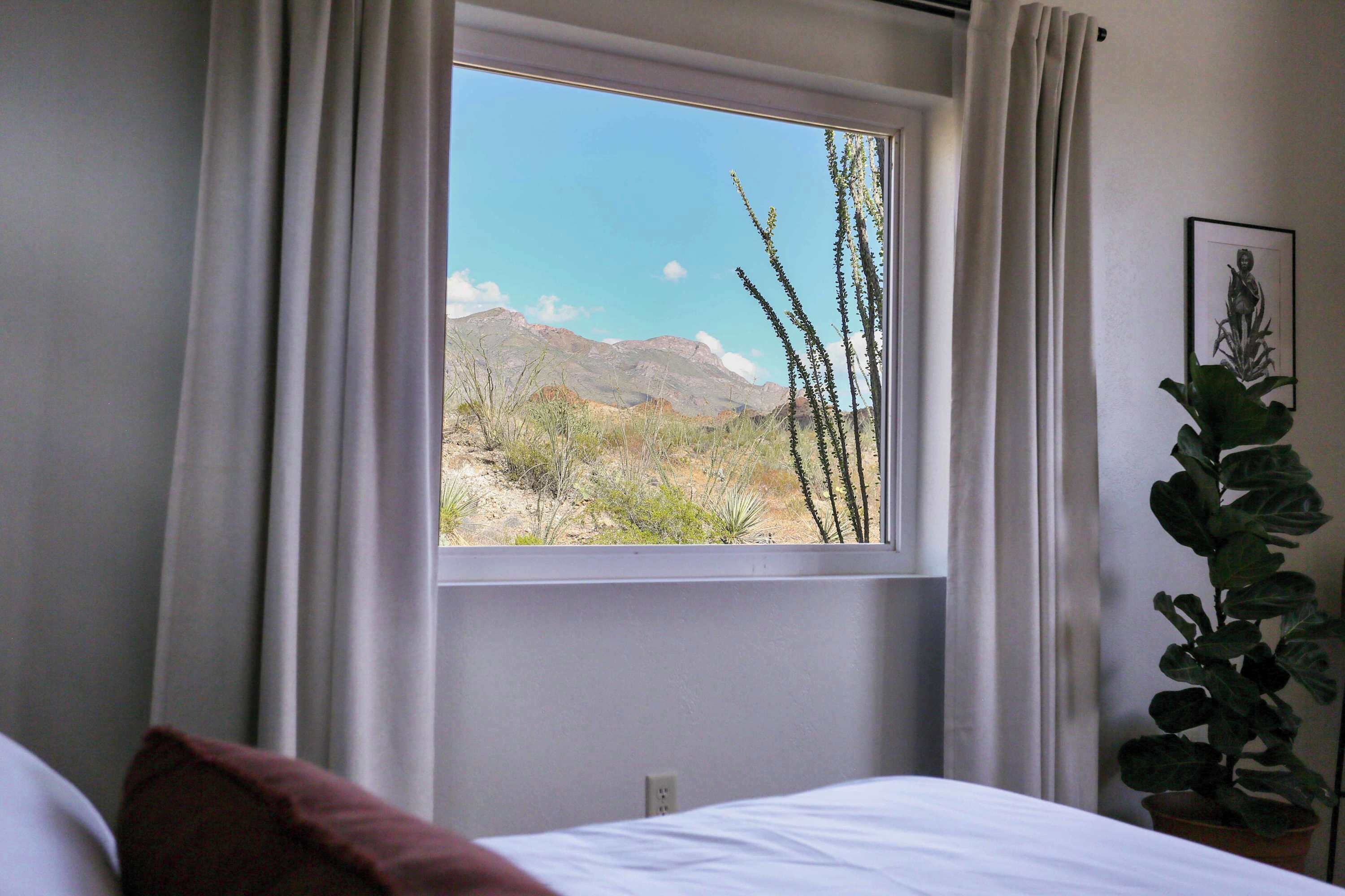 3 عدّة غرف نوم وواي فاي وملاءات أسرّة