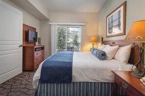 2 عدّة غرف نوم ومكواة/لوح كي وواي فاي وملاءات أسرّة