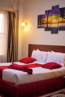 Deluxe Single Room | Soundproofing, free WiFi, bed sheets