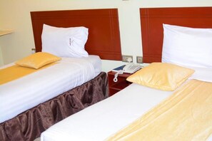 Deluxe Twin Room | Free WiFi, bed sheets