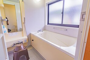 Basic Villa, Mountain View | Bathroom