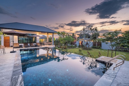 Outdoor pool. 2-bedroom family villa in charming nature with fitness and, swiming pool