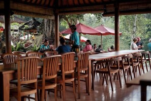 Unclassified image, 2 of 11, button - Mahagiri Resort & Restaurant (Bali)