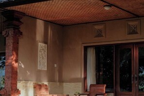 Unclassified image, 3 of 11, button - Mahagiri Resort & Restaurant (Bali)