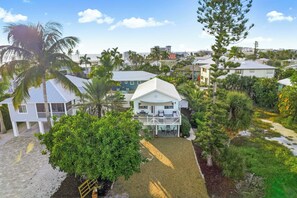Exterior - HOT TUB@Steps to Sand@2-Unit Coastal Getaway (Fort Myers Beach)