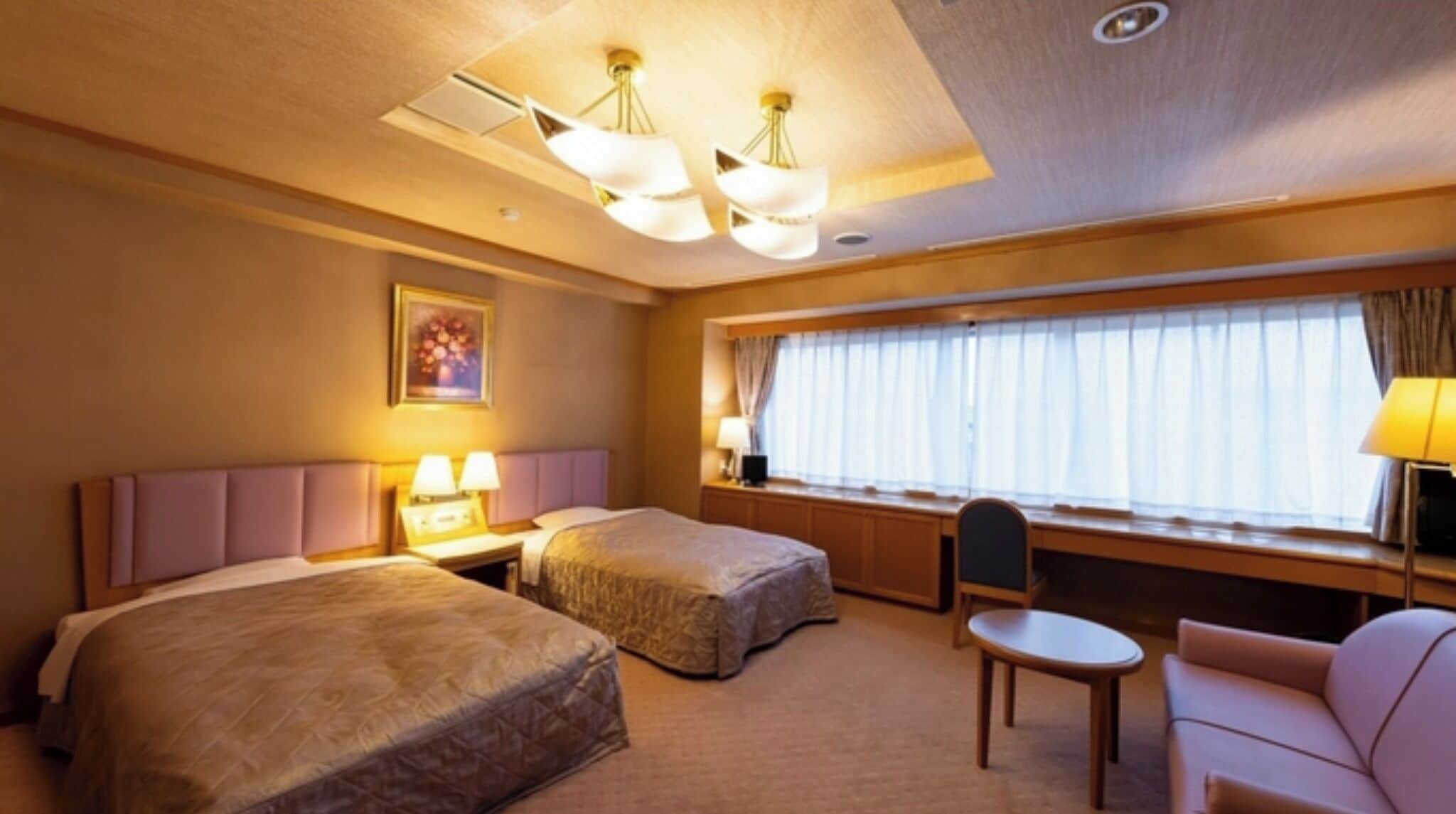 1 chambre, bureau, fer et planche à repasser, Wi-Fi gratuit