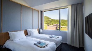 2 chambres, bureau, fer et planche à repasser, accès au Wi-Fi (inclus)