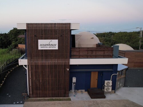 Nonsmoking Dome Tent Sea Side / Shima Mie