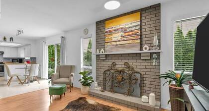 Private room in home Richmond, Canada
2 guests 1 bedrooms 1 in-suite bathrooms