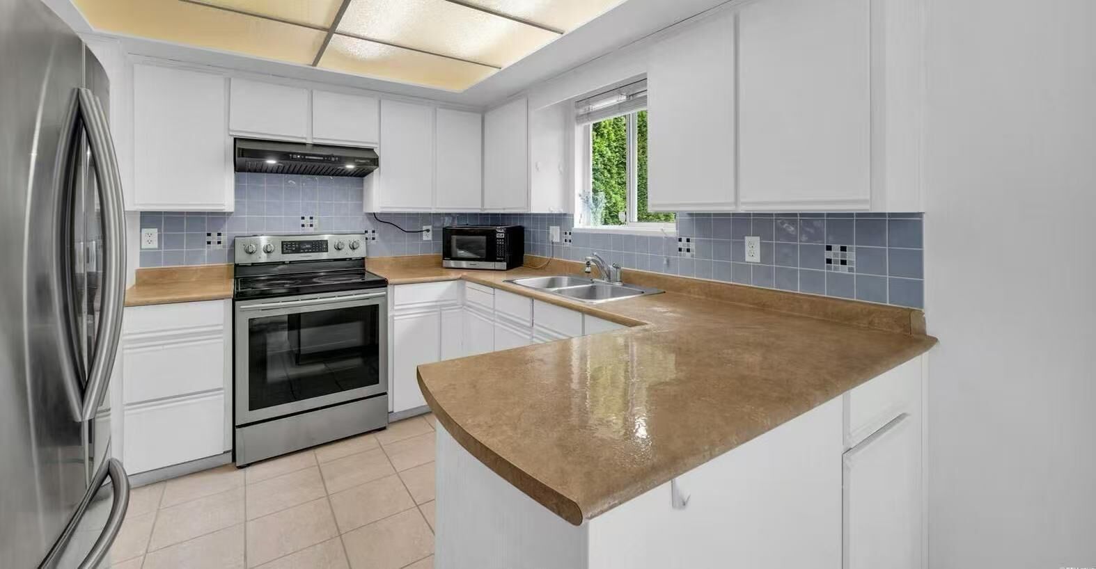 Microwave, oven, dishwasher