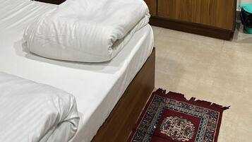 Rollaway beds, free WiFi, bed sheets