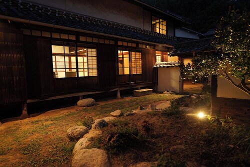 Rent the entire mansion dinner and breakfast incl / Oshima-gun Yamaguchi