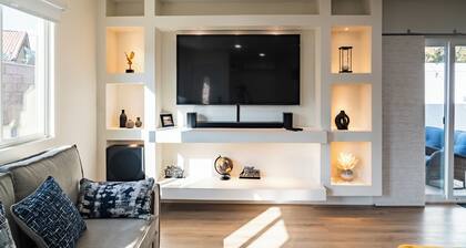 3 Bedroom House, King Bed, Full Kitchen, BBQ Grill