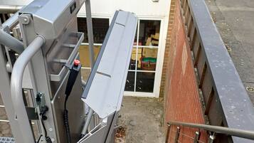 Enceinte de lâhĂ©bergement