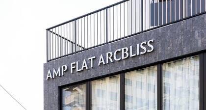 Enjoy mornings and evenings in luxury on the spaci / Chikushino Fukuoka