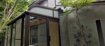 Private house surrounded by paintings | 25 minutes / Tagatagun Shizuoka