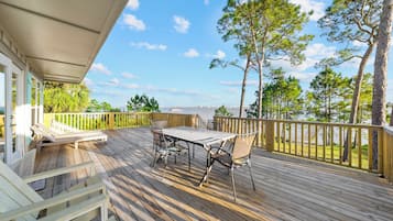 Rumah Khas, 4 kamar tidur, patio, pemandangan laguna | Balkon