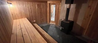 Cozy Cabin next to crossing of Snake and ST.Croix rivers in Pine City, Minnesota