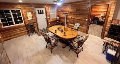 Cozy Cabin next to crossing of Snake and ST.Croix rivers in Pine City, Minnesota