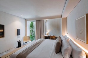1 Schlafzimmer, Schreibtisch, Bügeleisen/Bügelbrett, Reisekinderbett
