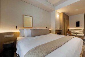 1 Schlafzimmer, Schreibtisch, Bügeleisen/Bügelbrett, Reisekinderbett