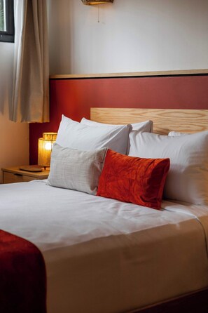 1 Schlafzimmer, Schreibtisch, Bügeleisen/Bügelbrett, WLAN