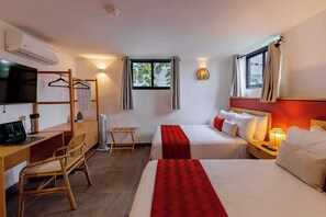 1 bedroom, desk, iron/ironing board, WiFi