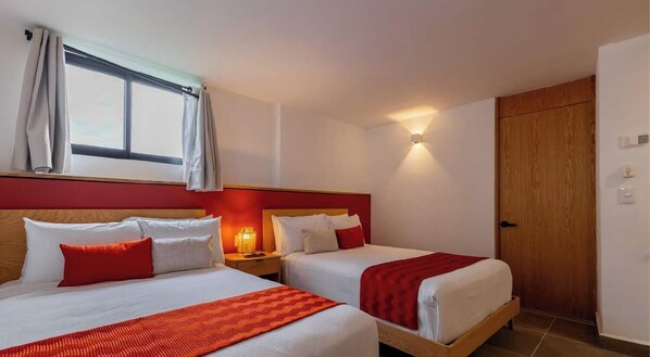 1 bedroom, desk, iron/ironing board, WiFi