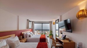 1 bedroom, desk, iron/ironing board, WiFi