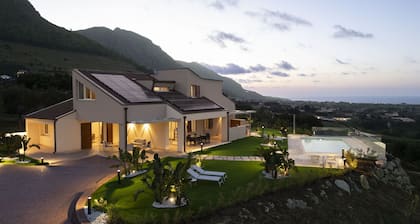 Villa Aversa - Ferienhaus mit Schwimmbad in Castellammare del Golfo, Sizilien