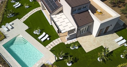 Villa Aversa - Vacation villa with a pool in Castellammare del Golfo, Sicily
