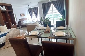 Room - Mansion One by LS Staycation (George Town)