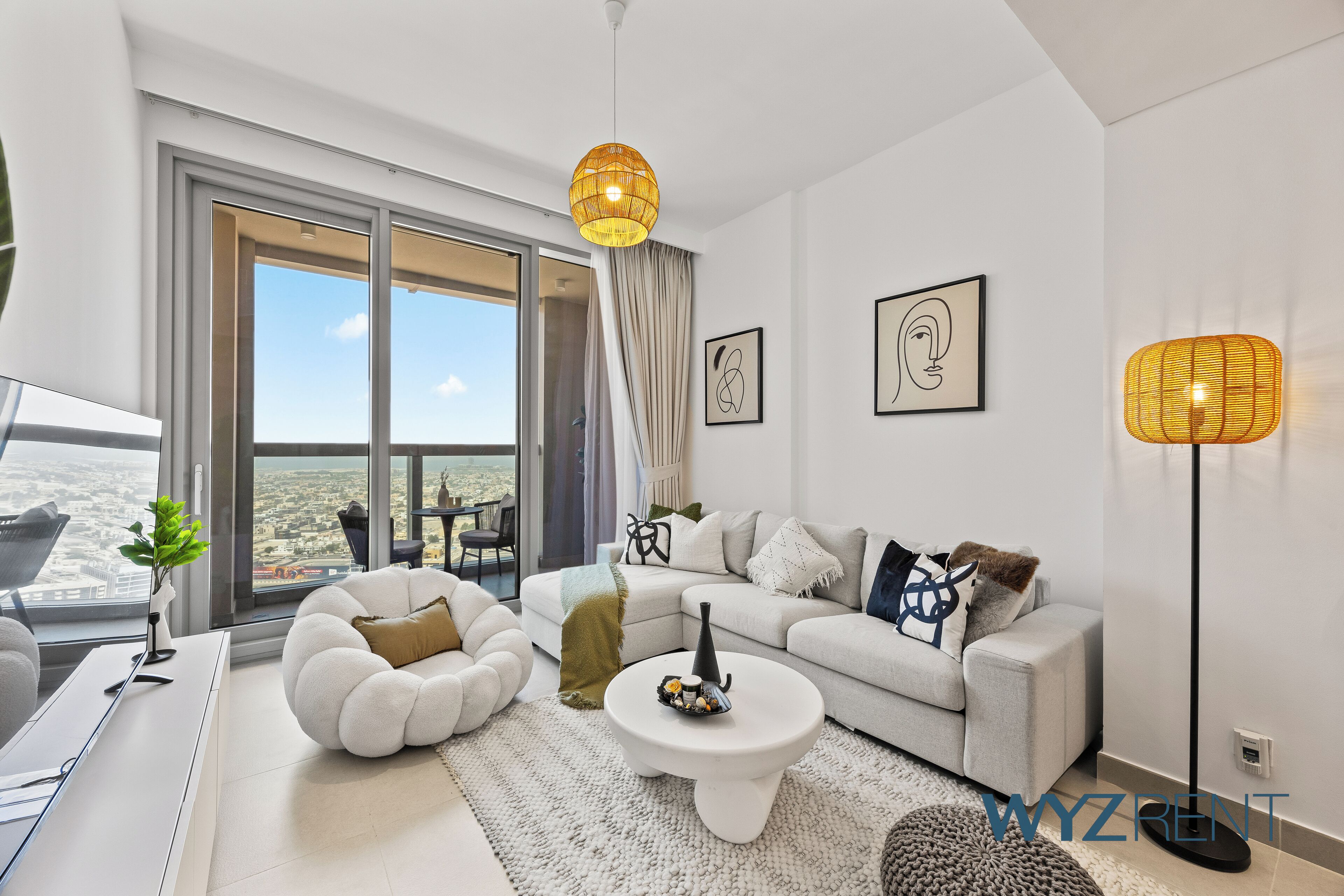 Smart TV 55-inch có truyền hình kỹ thuật số, Netflix, dịch vụ stream 