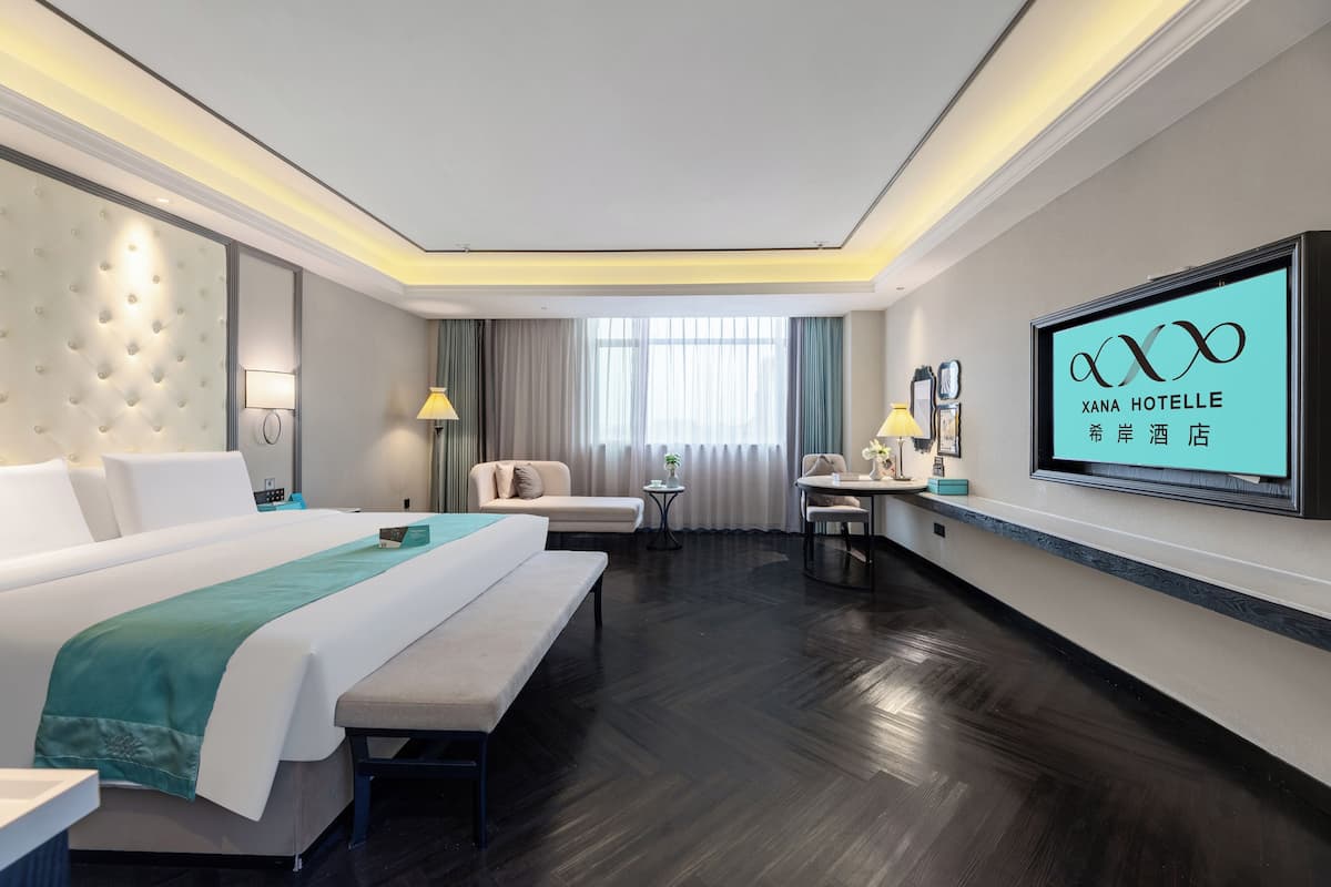 Business Double Room, City View | View from room