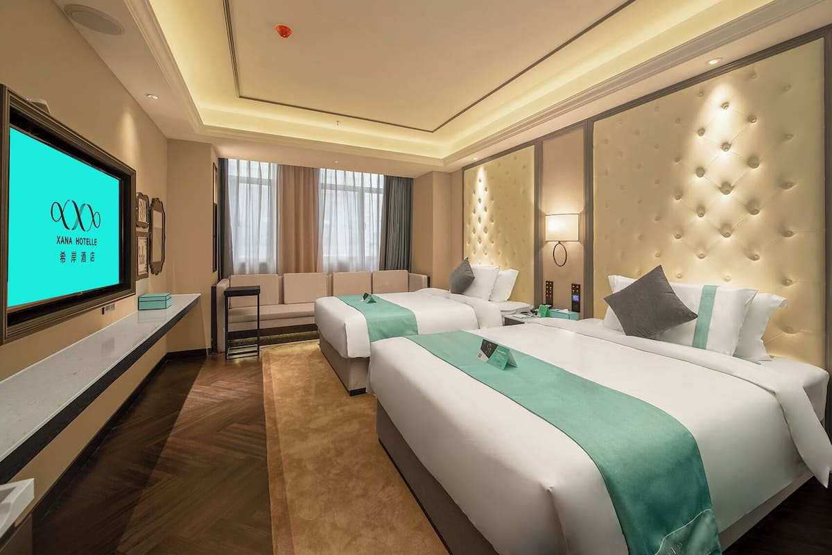Superior Twin Room, City View | View from room