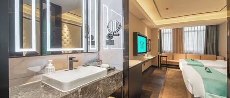 Superior Twin Room, City View | Desk, laptop workspace, blackout drapes, soundproofing