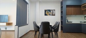 Chambre Triple Familiale | Cuisine privée