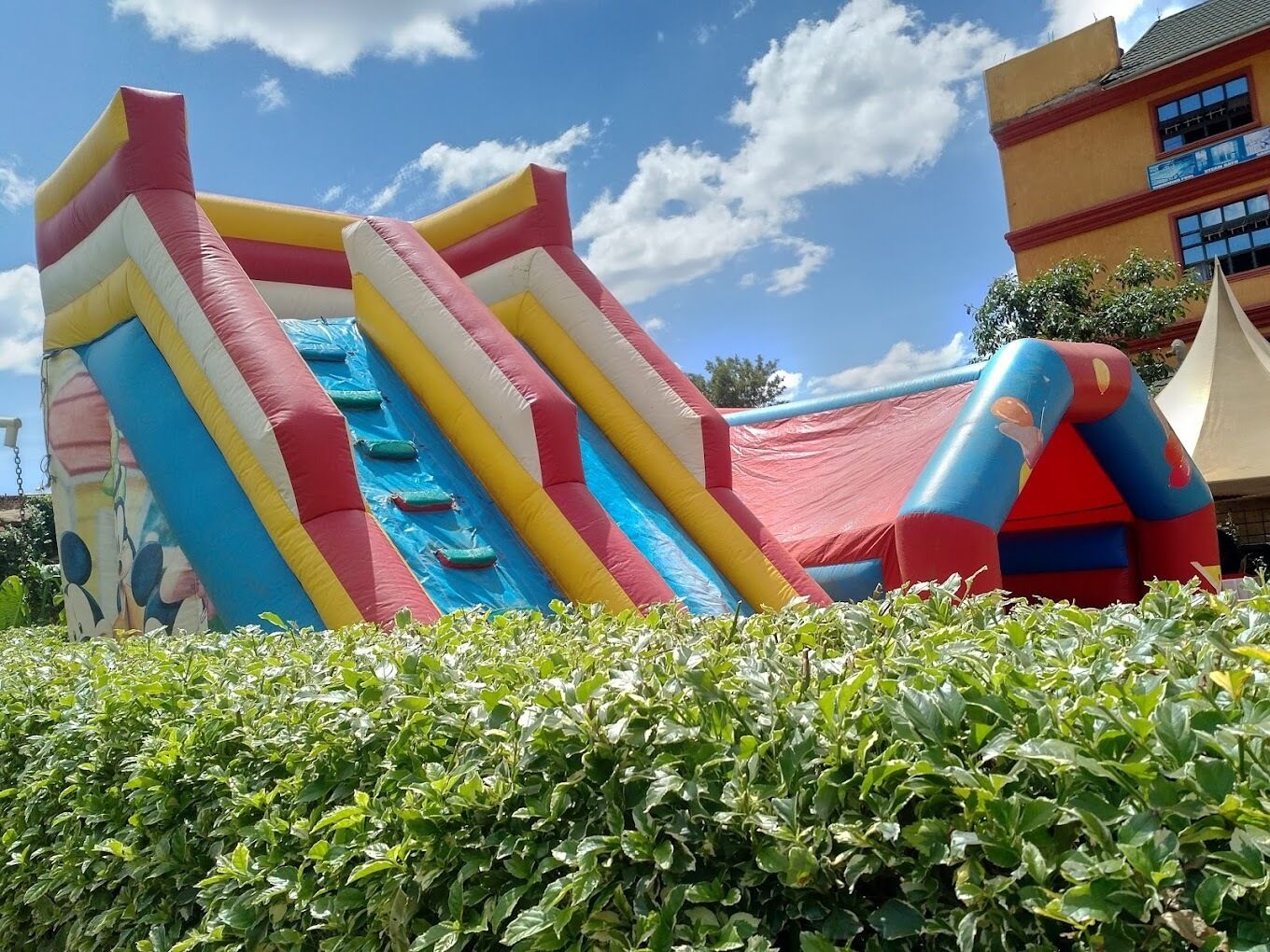 Children's play area - outdoor