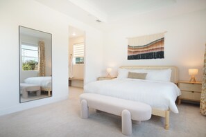 4 bedrooms, desk, iron/ironing board, travel cot - Desert Bliss New 4br, 3ba Modern design Pool/Spa (Indio)
