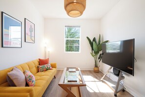 Smart TV, music library, stereo