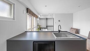 Fridge, microwave, stovetop, electric kettle