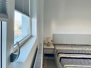 2 bedrooms, WiFi, bed sheets