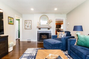 Smart-TV og stereoanlegg