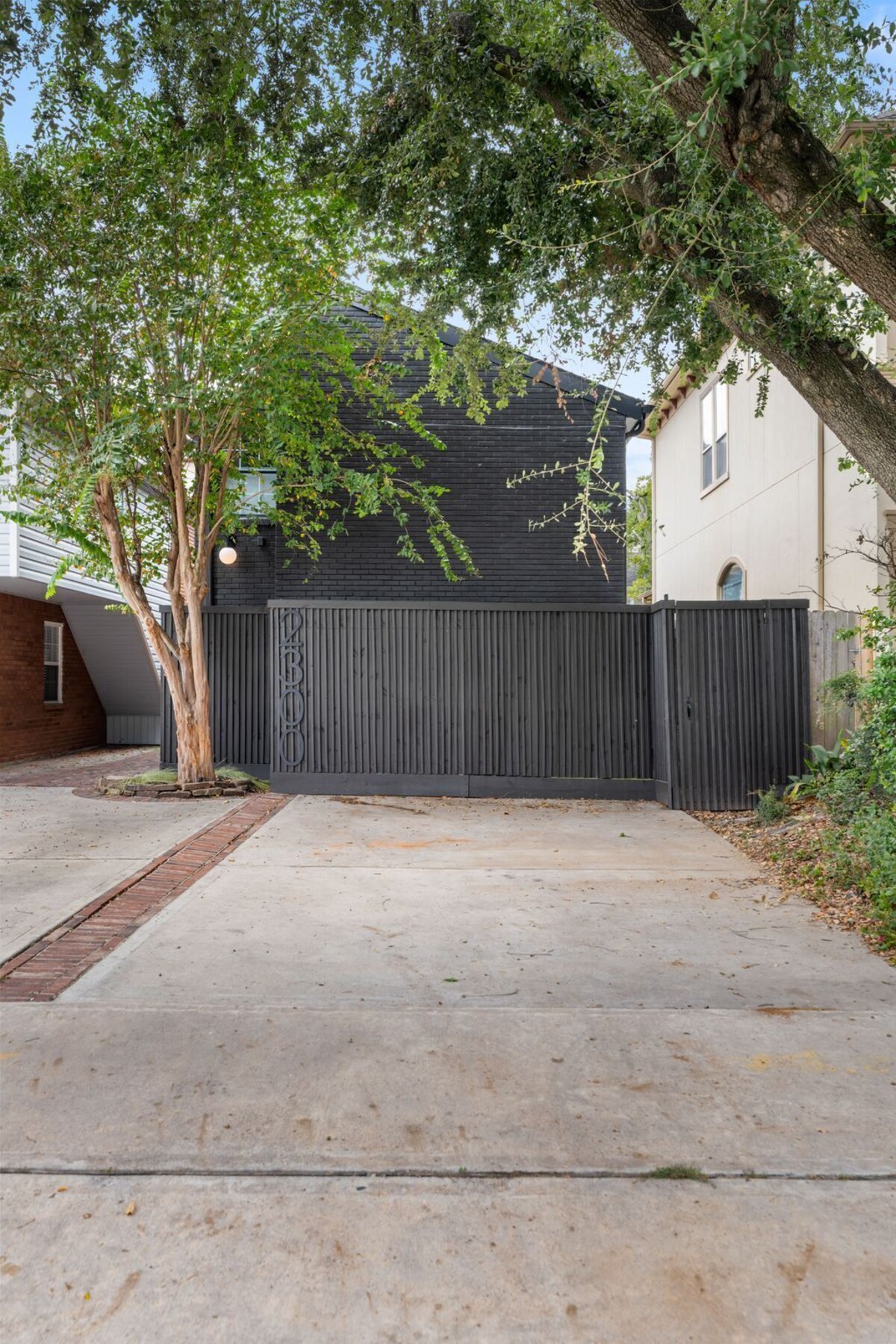 Photo of Modern Comfort Home in Hyde Park / Montrose / River Oaks