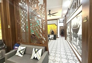 Khu sảnh